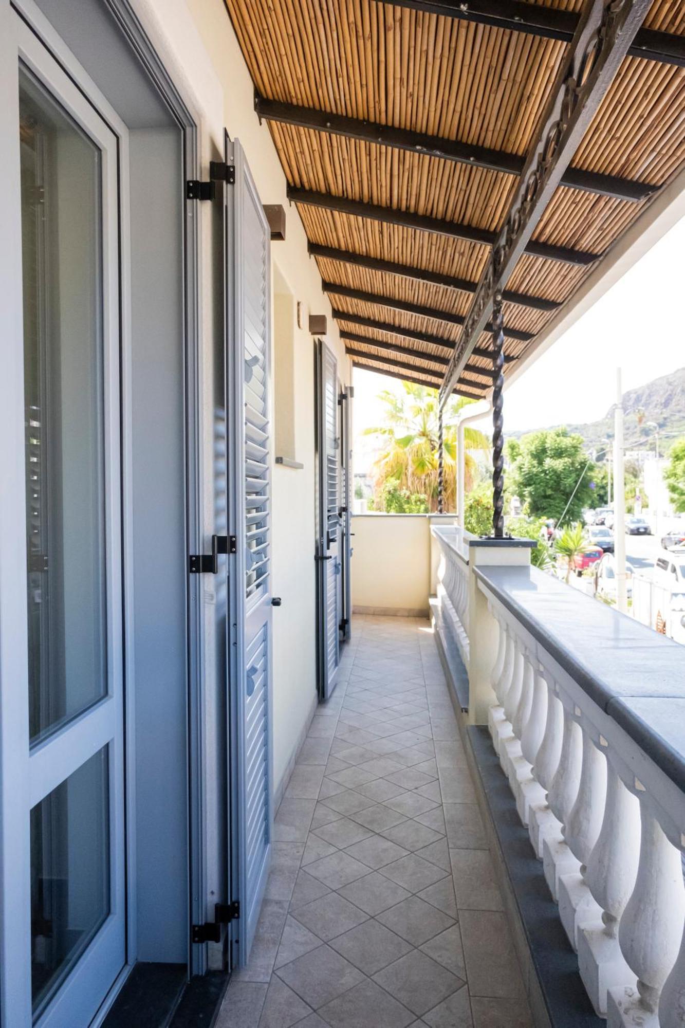 Appartamenti Il Ventaglio Đảo Lipari Ngoại thất bức ảnh