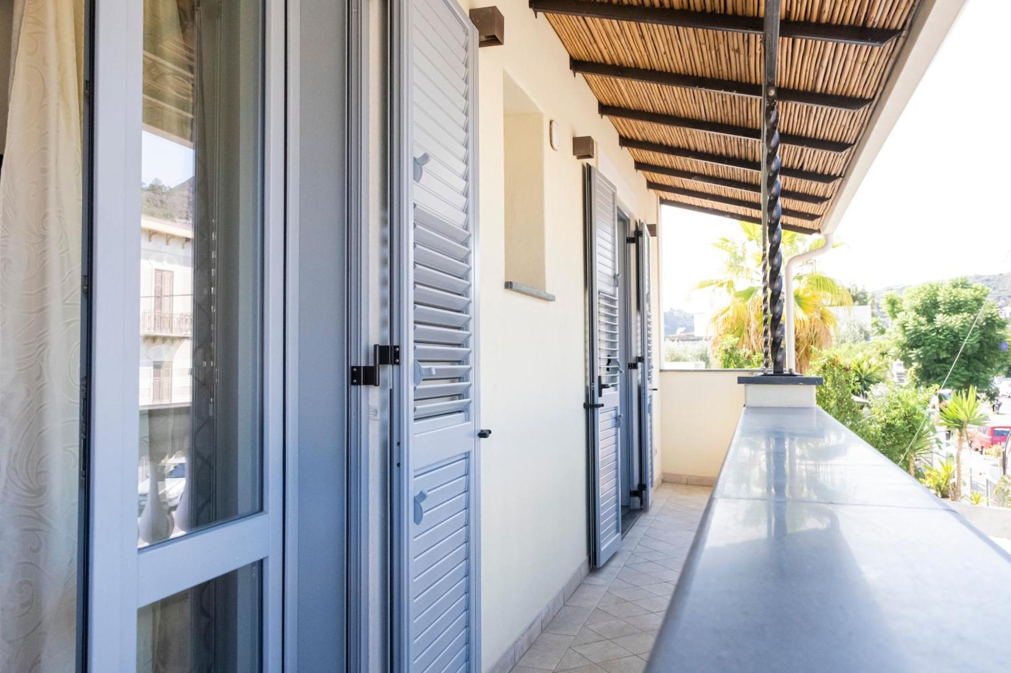 Appartamenti Il Ventaglio Đảo Lipari Ngoại thất bức ảnh