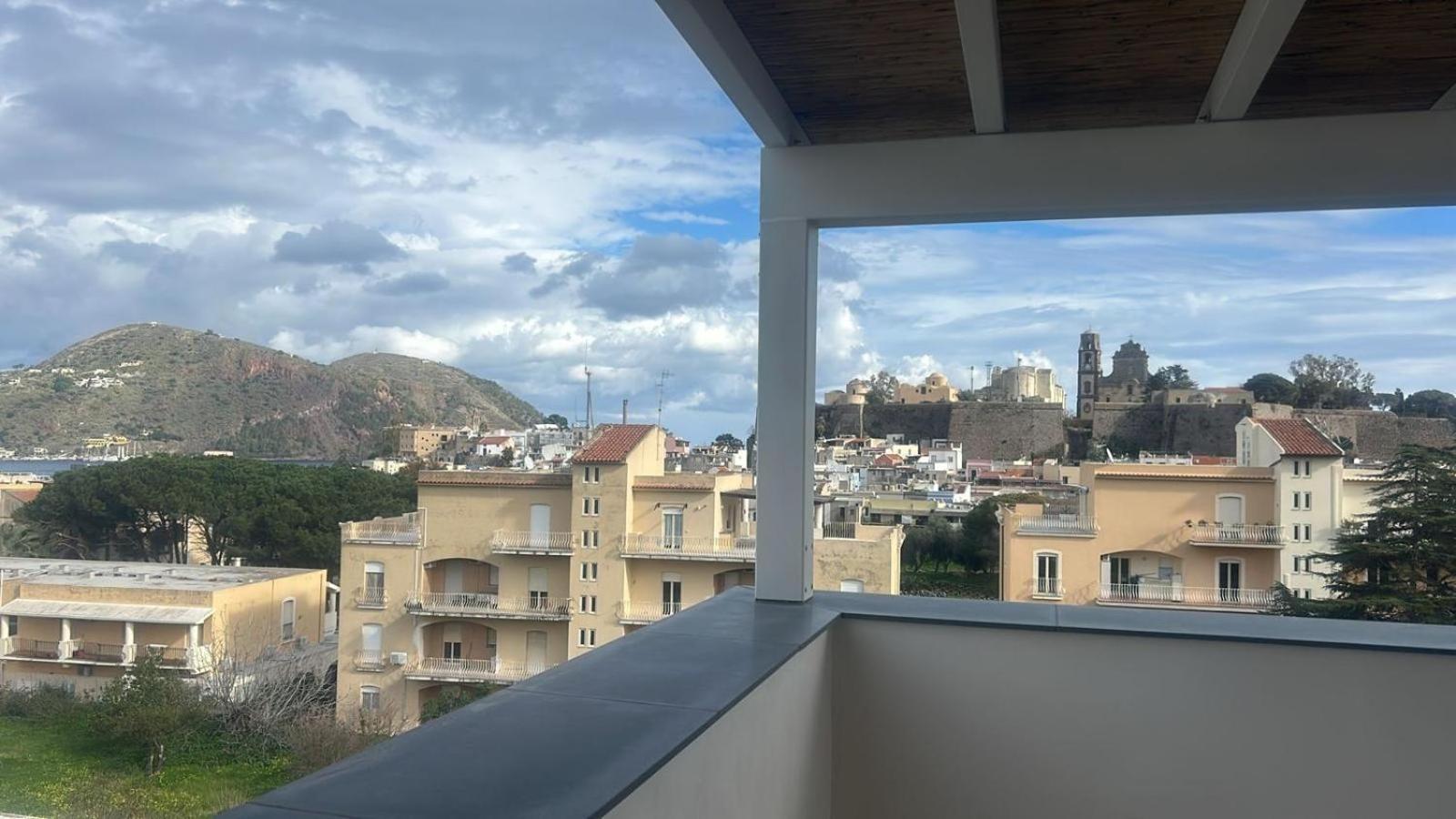 Appartamenti Il Ventaglio Đảo Lipari Ngoại thất bức ảnh